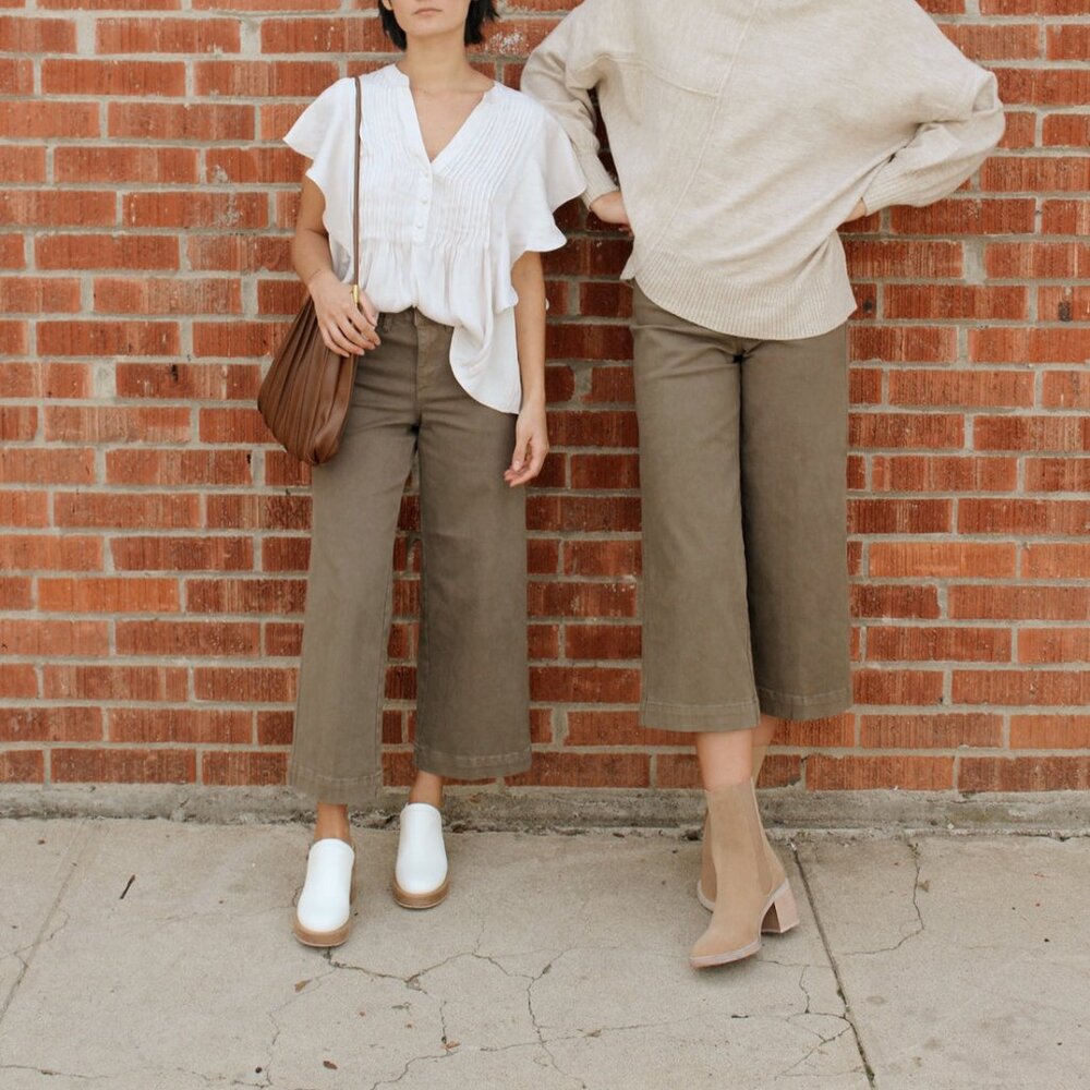 Oat New York | High Rise Wide Leg Crop Pants | Womans 27
